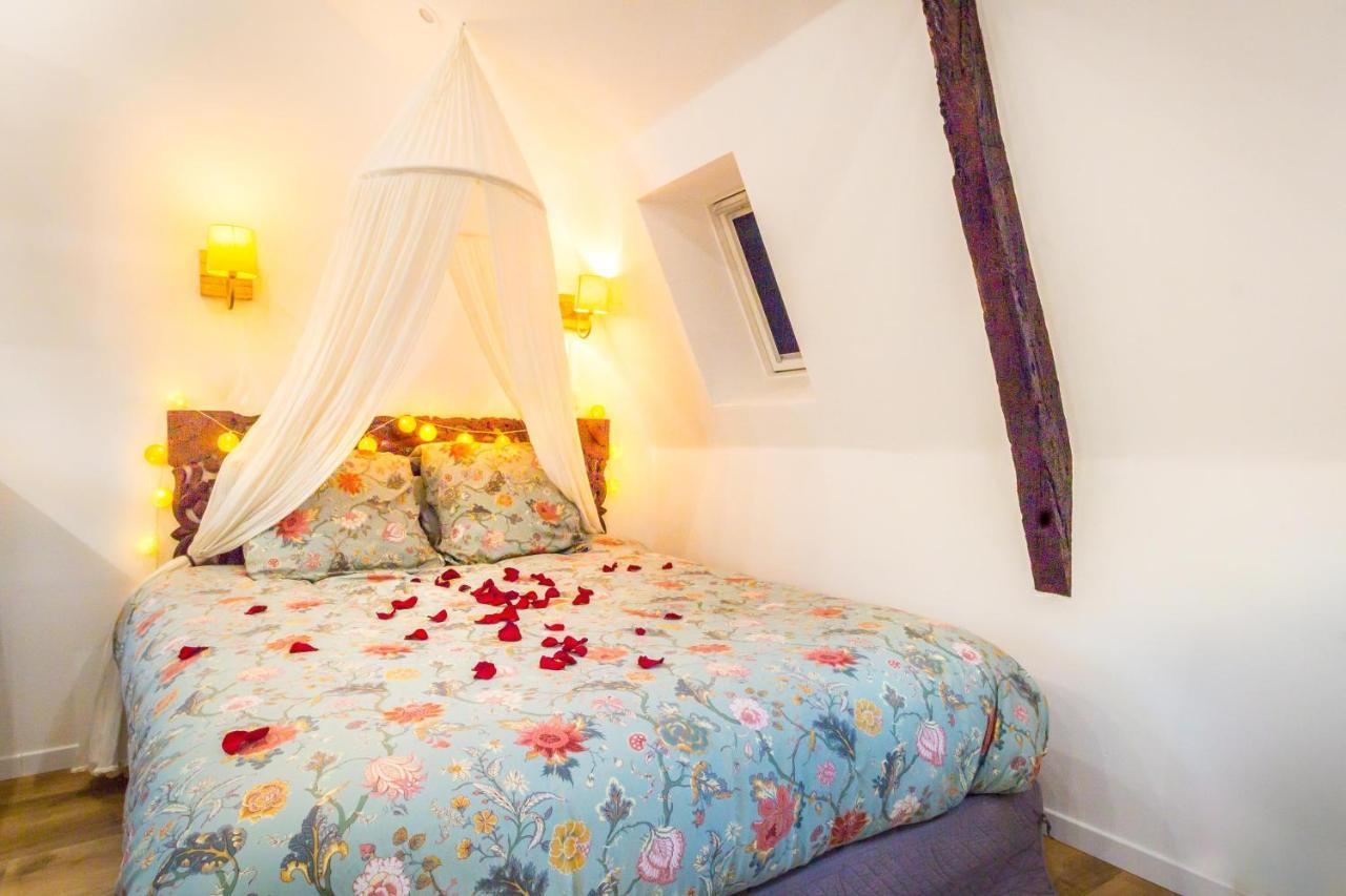 Jacuzzi - La Petite Romantique - Flobnb Laon Kültér fotó